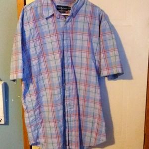 Short sleeve dress shirt